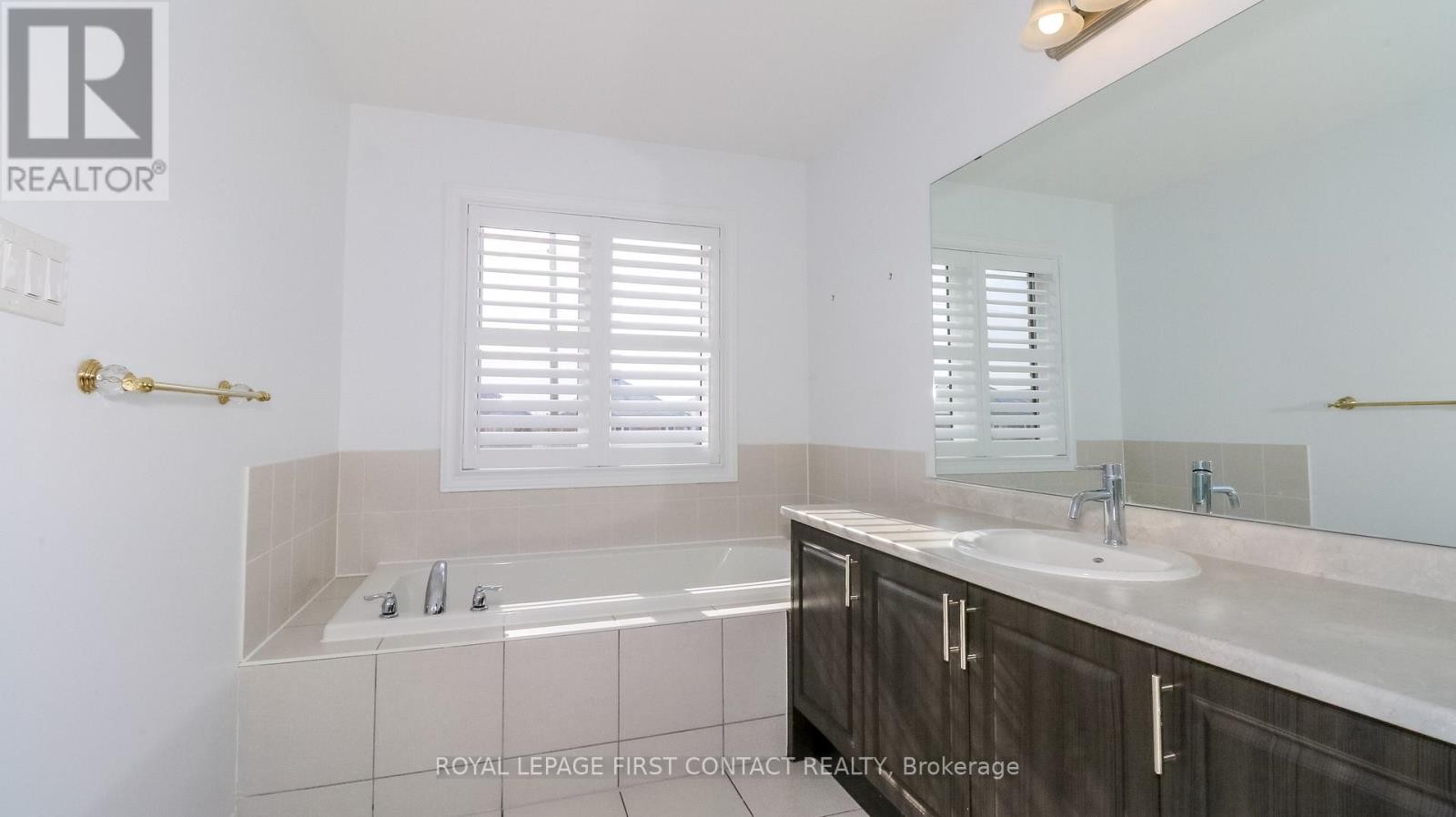 












142 SEELEY AVENUE

,
Southgate,




Ontario
N0C1B0

