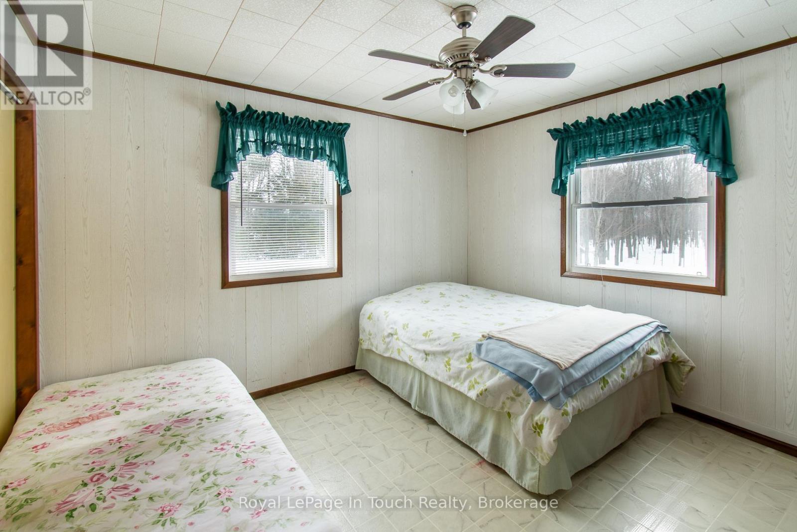 












874 CEDAR POINT ROAD

,
Tiny,




Ontario
L9M0K1

