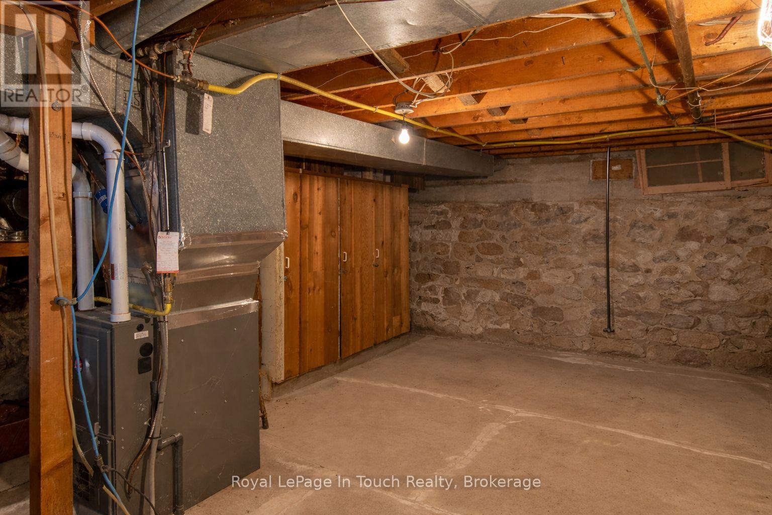












874 CEDAR POINT ROAD

,
Tiny,




Ontario
L9M0K1


