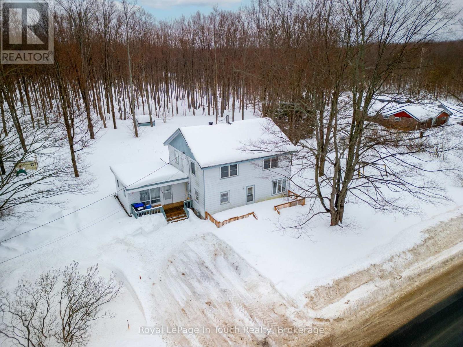 












874 CEDAR POINT ROAD

,
Tiny,




Ontario
L9M0K1

