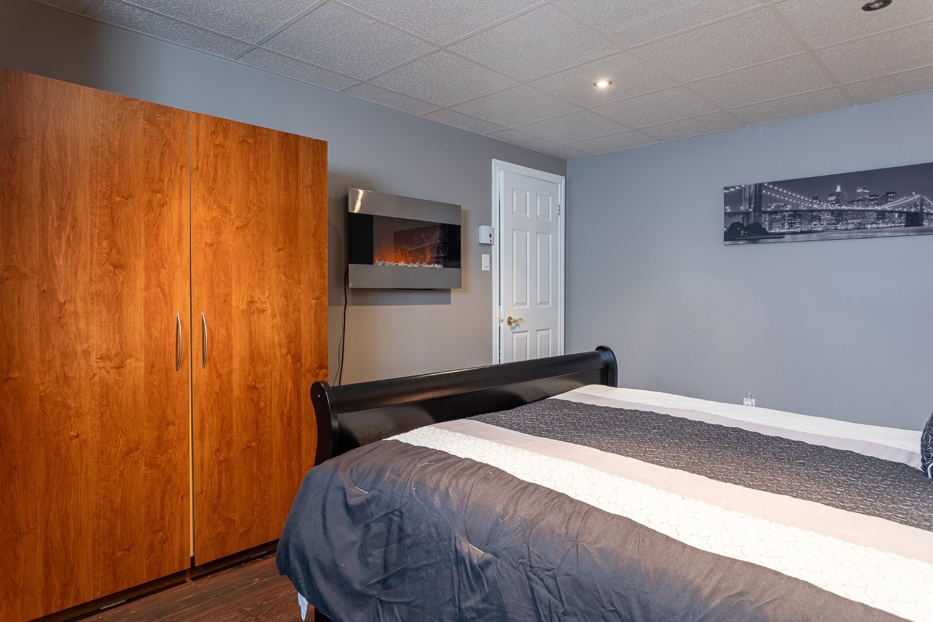 









1375


Rue P.-Dizy-Montplaisir

,
Trois-Rivières,




QC
G8V0B7

