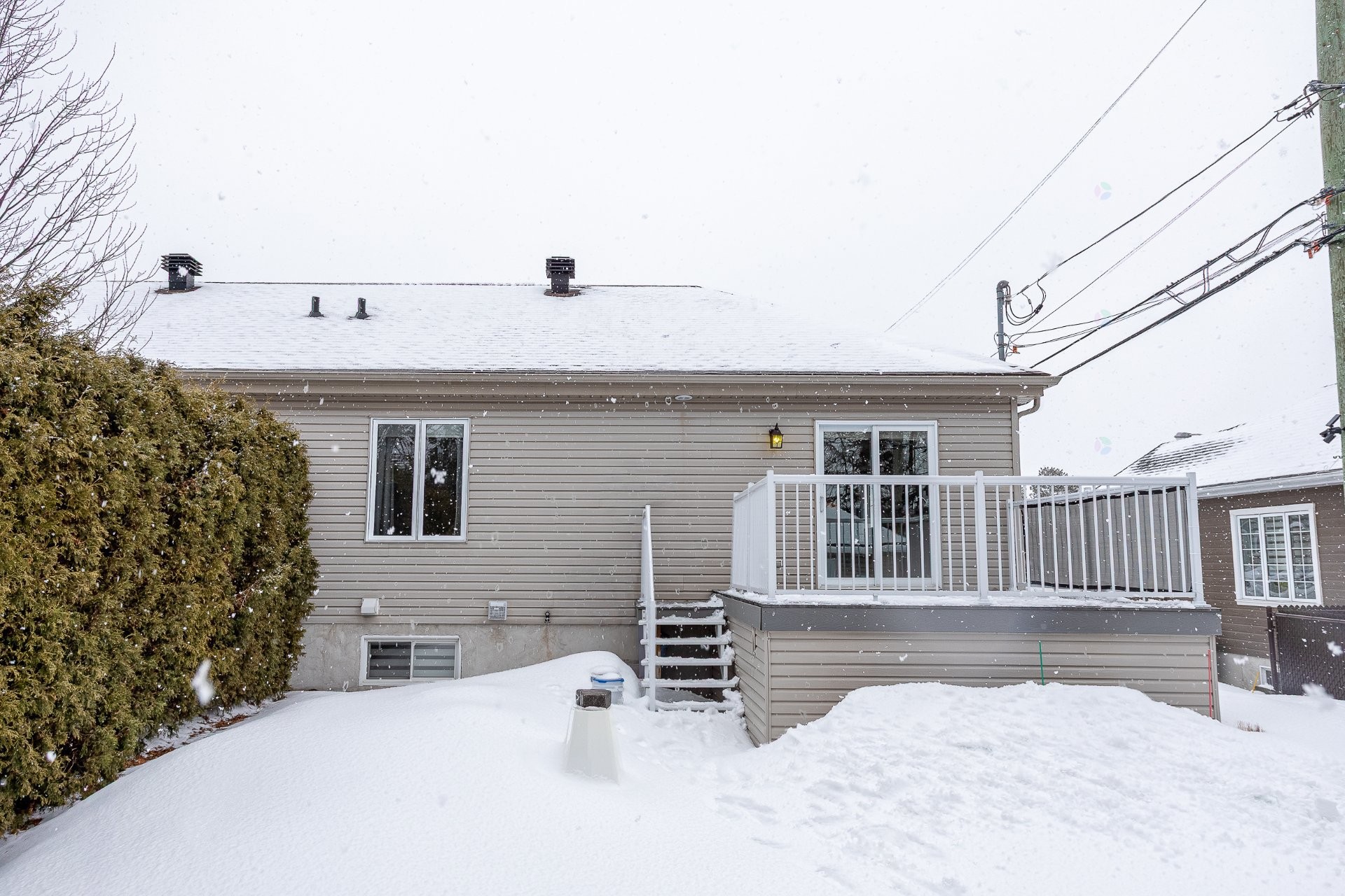 









1375


Rue P.-Dizy-Montplaisir

,
Trois-Rivières,




QC
G8V0B7

