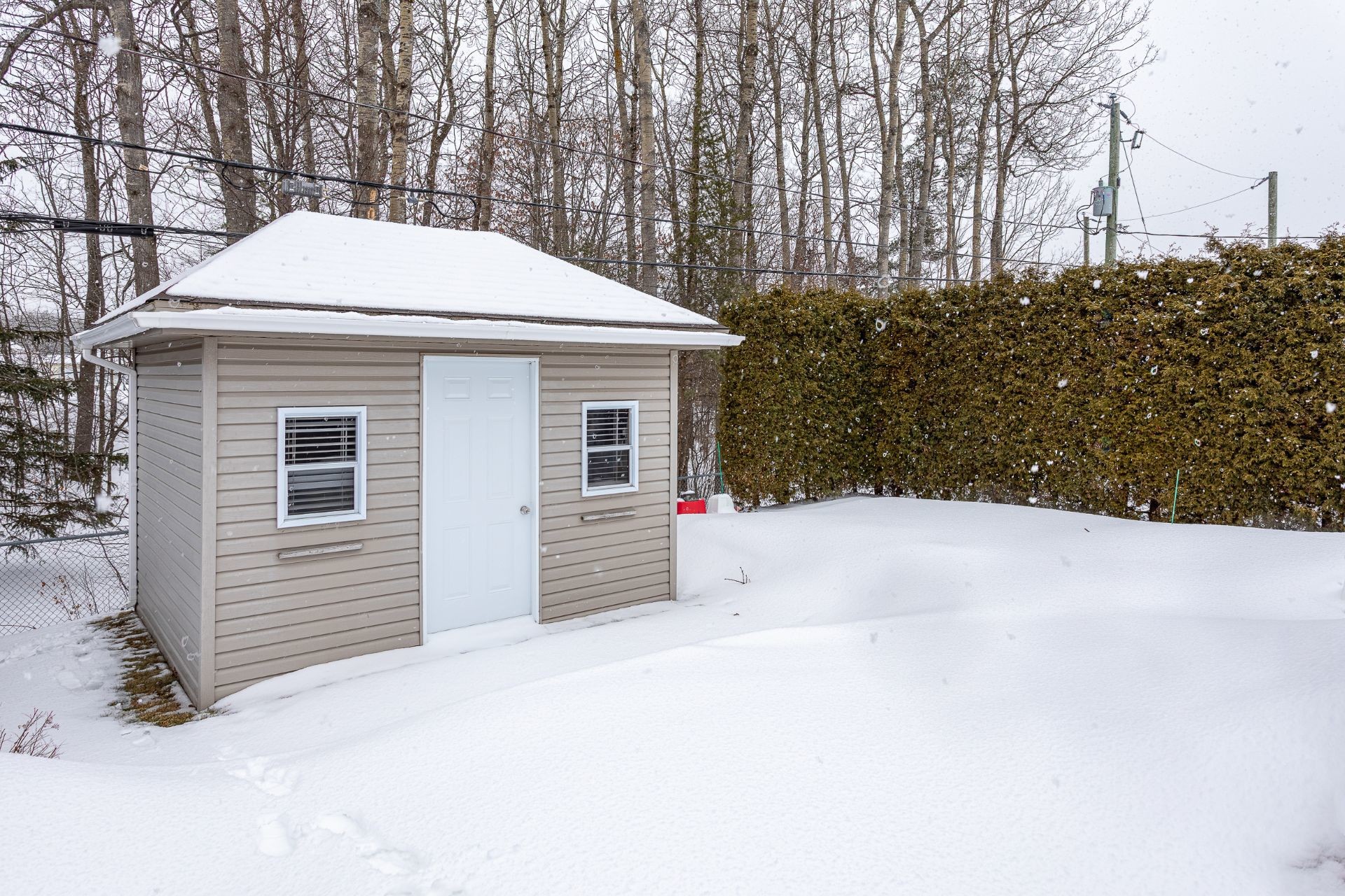 









1375


Rue P.-Dizy-Montplaisir

,
Trois-Rivières,




QC
G8V0B7

