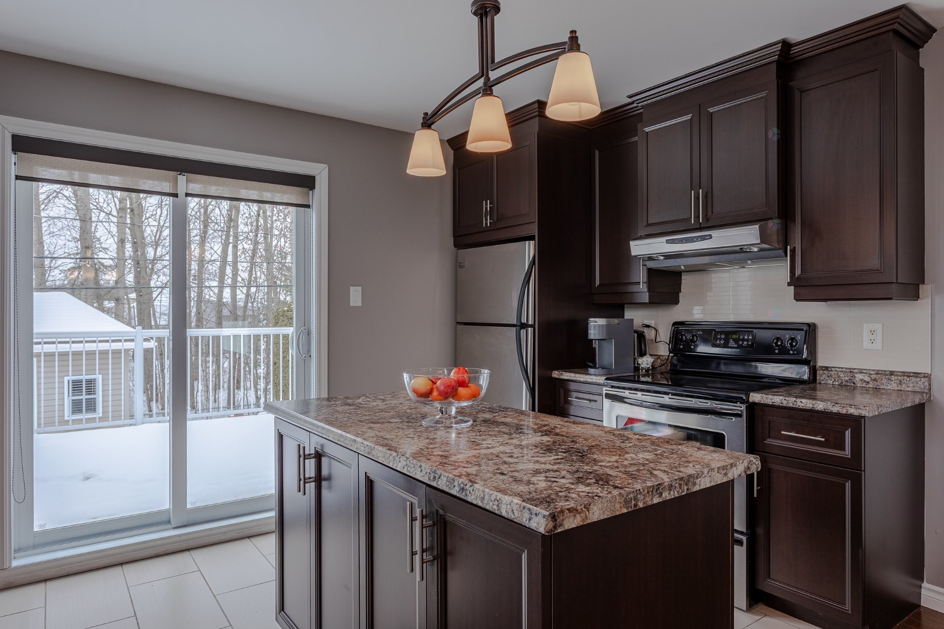 









1375


Rue P.-Dizy-Montplaisir

,
Trois-Rivières,




QC
G8V0B7

