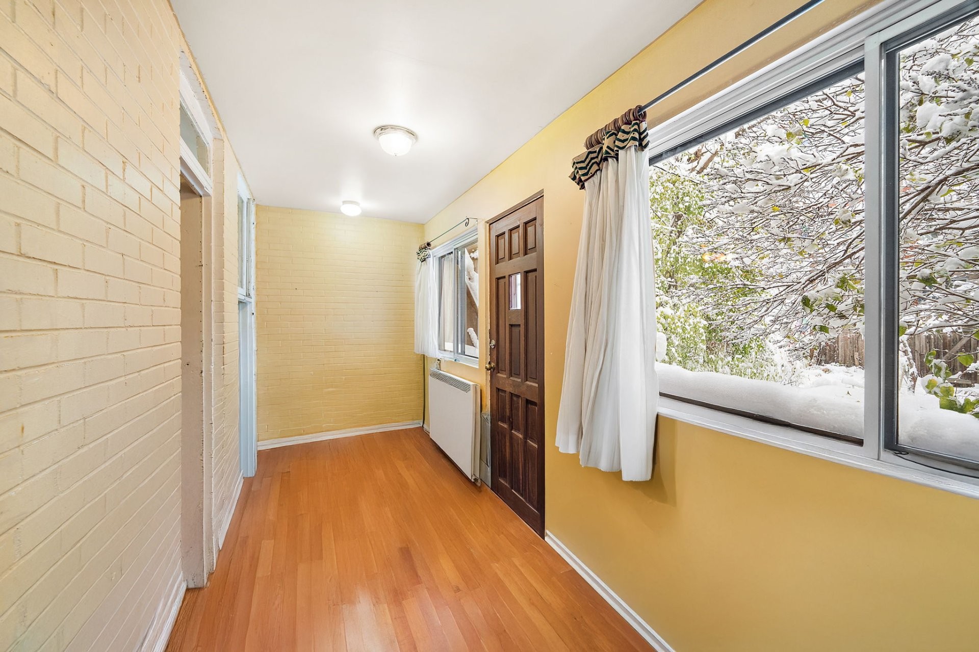 









7761


Av. Wiseman

,
Montréal (Villeray/Saint-Michel/Parc-Extension),




QC
H3N2N8

