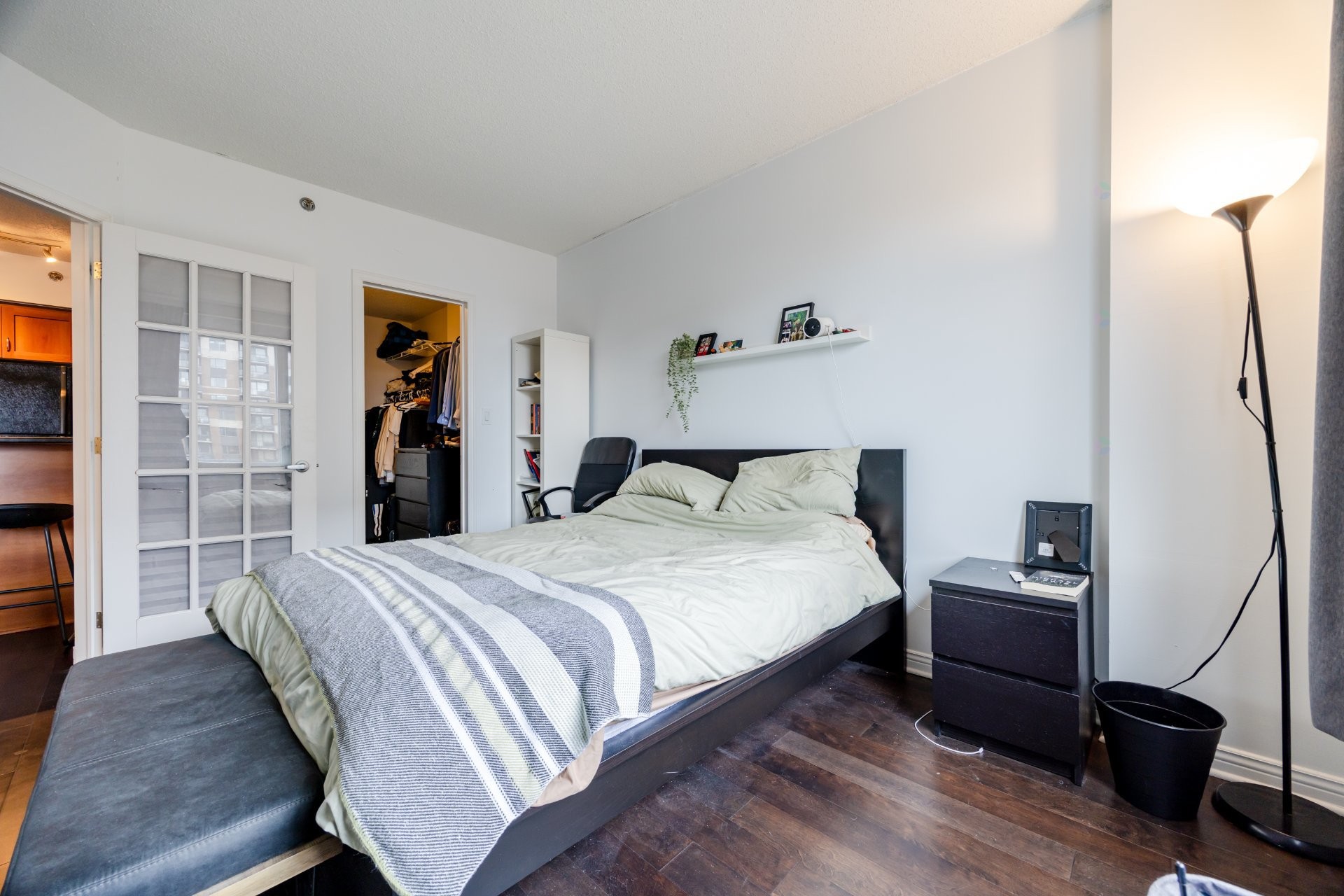 









651


Rue de la Montagne

, 807,
Montréal (Ville-Marie),




QC
H3C0G2

