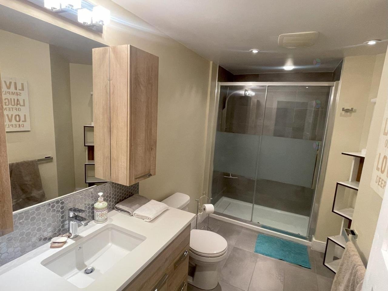 









61


Prom .des Îles 

, 2,
Laval (Chomedey),




QC
H7W5J6

