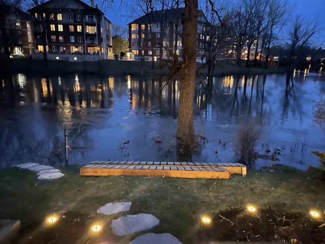 









61


Prom .des Îles 

, 2,
Laval (Chomedey),




QC
H7W5J6

