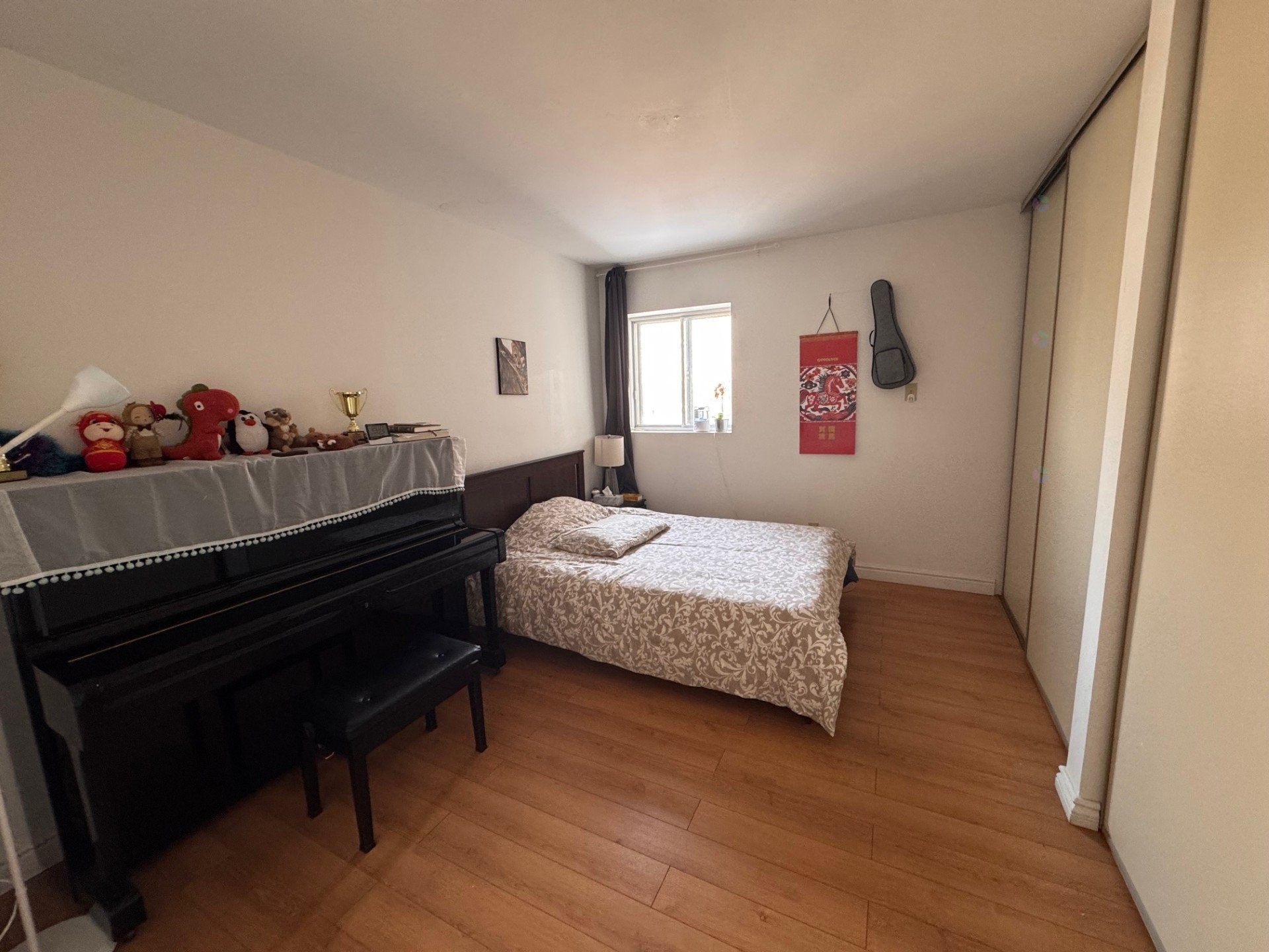 









345


Place Trianon

, 202,
Brossard,




QC
J4W1M9

