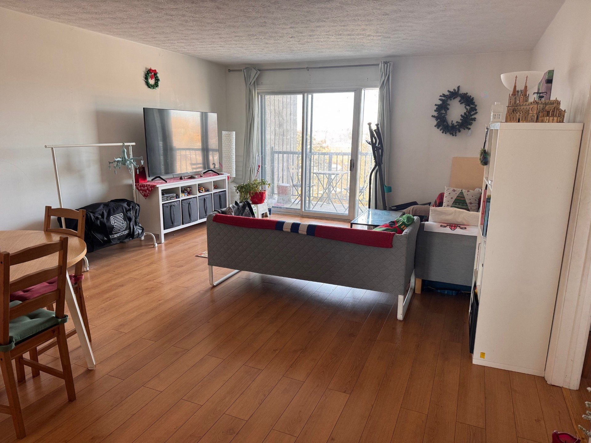 









345


Place Trianon

, 202,
Brossard,




QC
J4W1M9

