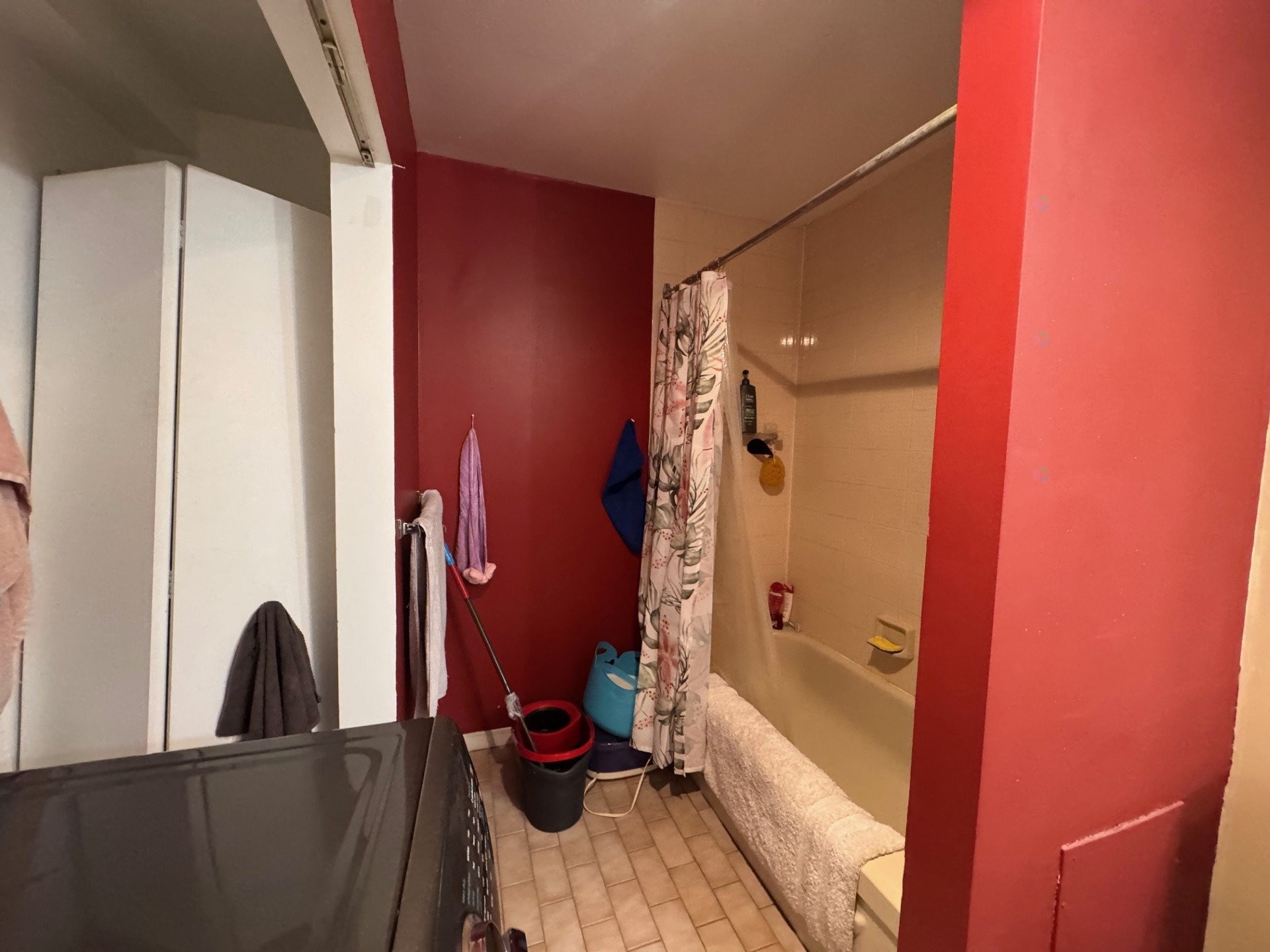 









345


Place Trianon

, 202,
Brossard,




QC
J4W1M9

