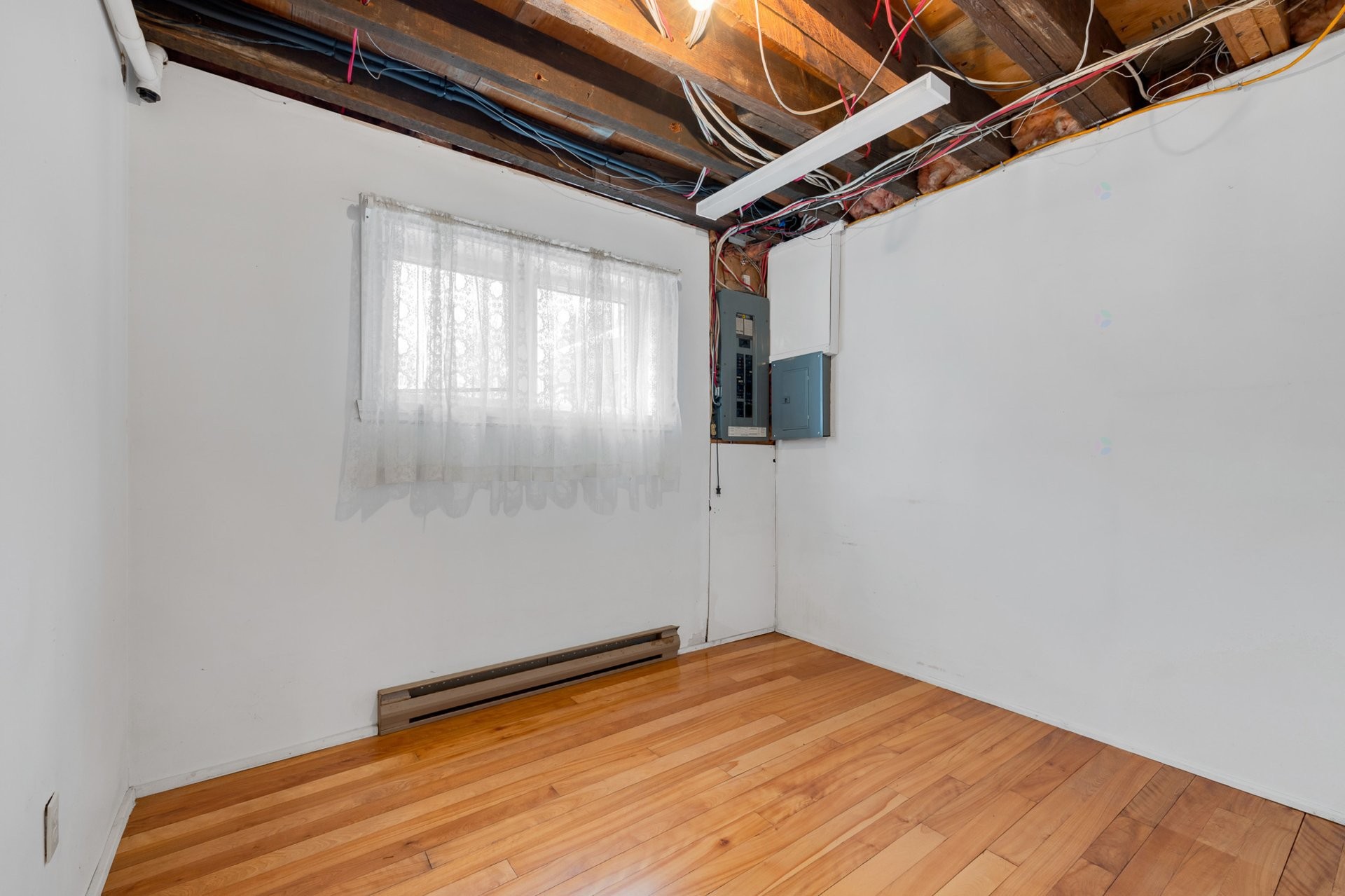 









350


Rue Rudolph

,
Blainville,




QC
J7E4H5

