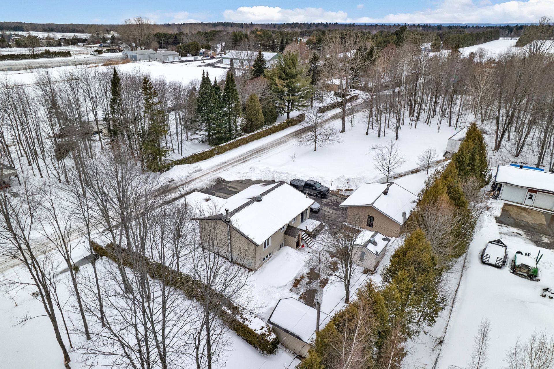 









350


Rue Rudolph

,
Blainville,




QC
J7E4H5

