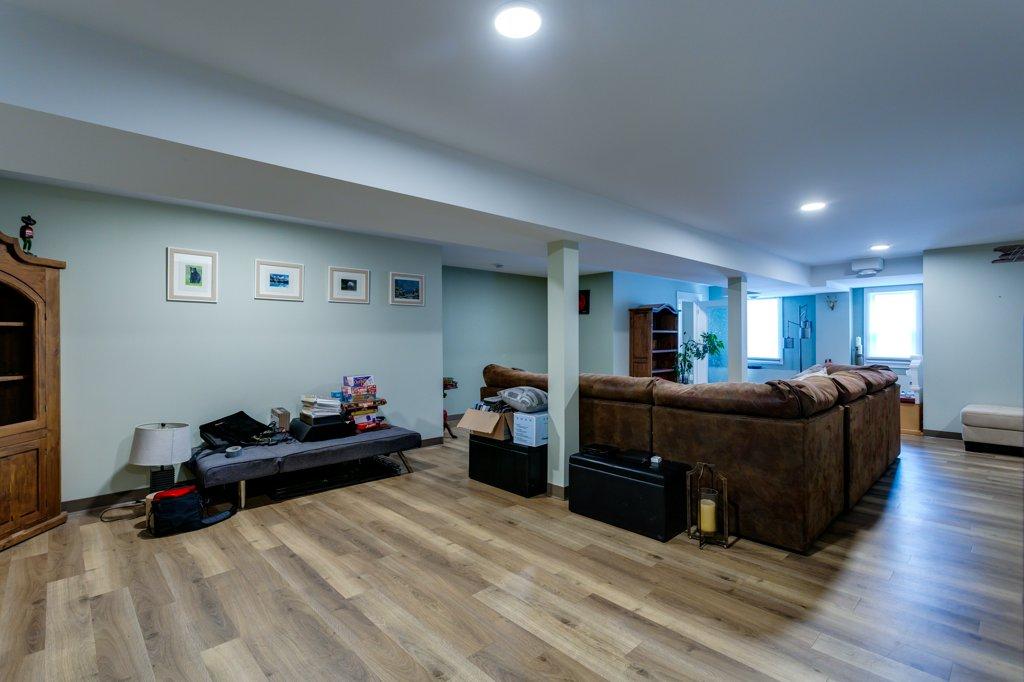









750


Firwood

Road,
Kelowna,




BC
V1Z 3V5

