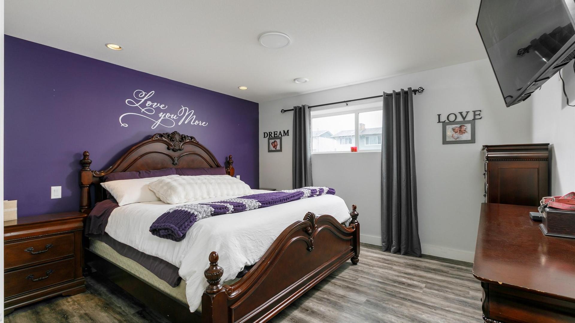 









340


Patterson

Road,
Kelowna,




BC
V1X 2L2

