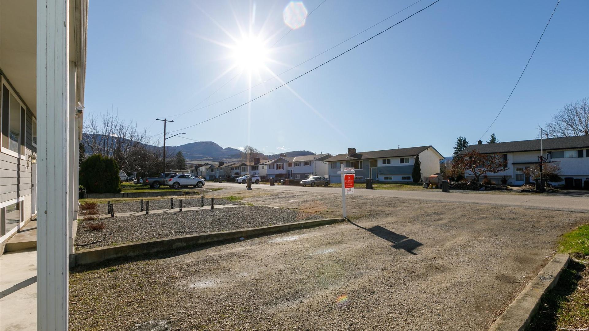 









340


Patterson

Road,
Kelowna,




BC
V1X 2L2


