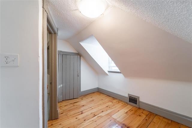 









130


Fort

ST,
Winnipeg,




MB
R3C 1C7

