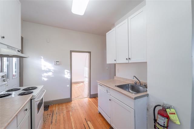 









130


Fort

ST,
Winnipeg,




MB
R3C 1C7

