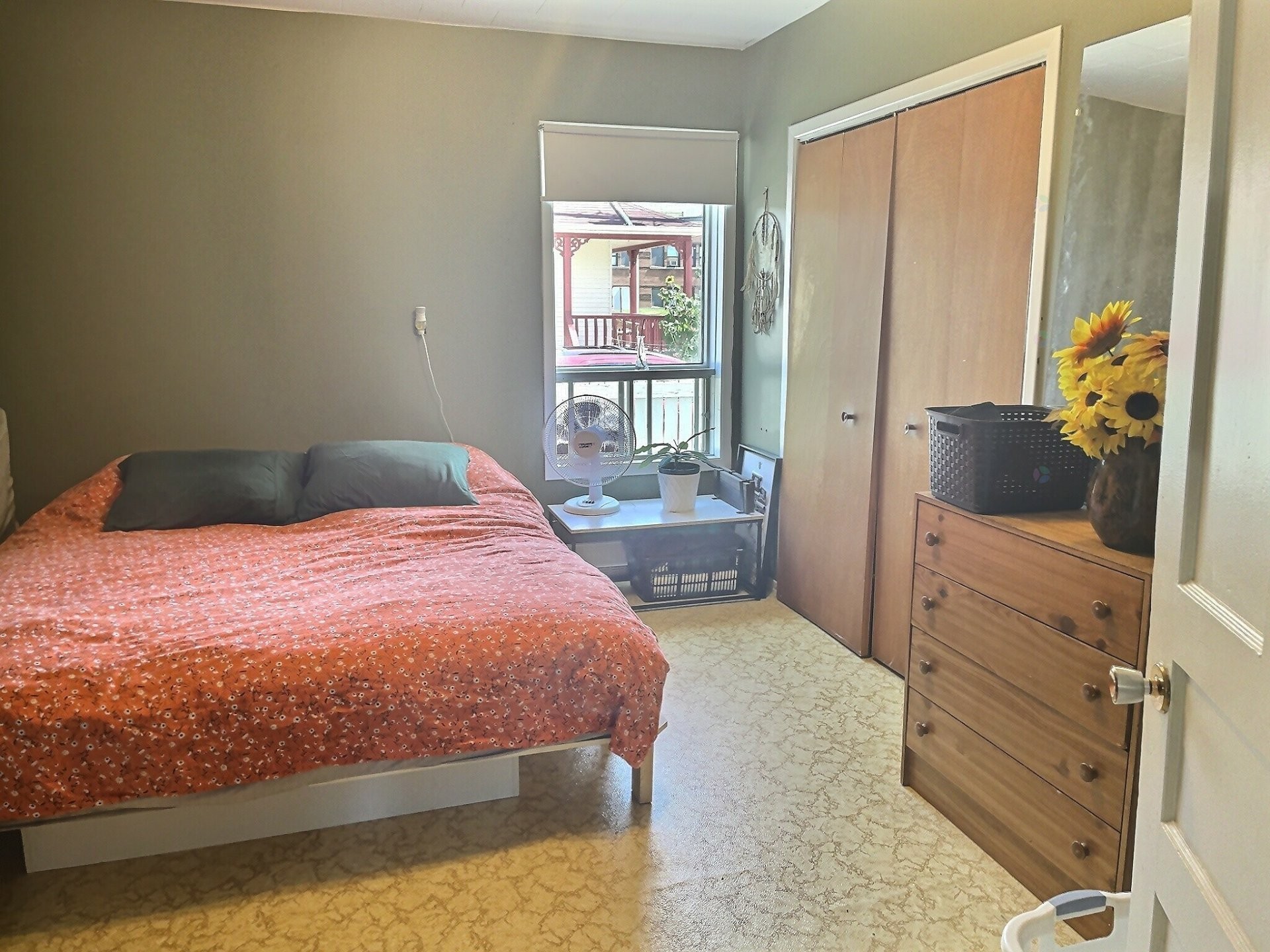 









21


Rue Geoffroy

,
Lorrainville,




QC
J0Z2R0

