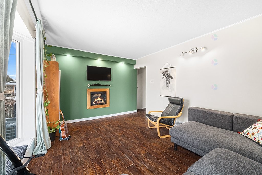 









56


Ch. Vanier

,
Gatineau (Aylmer),




QC
J9H1X6

