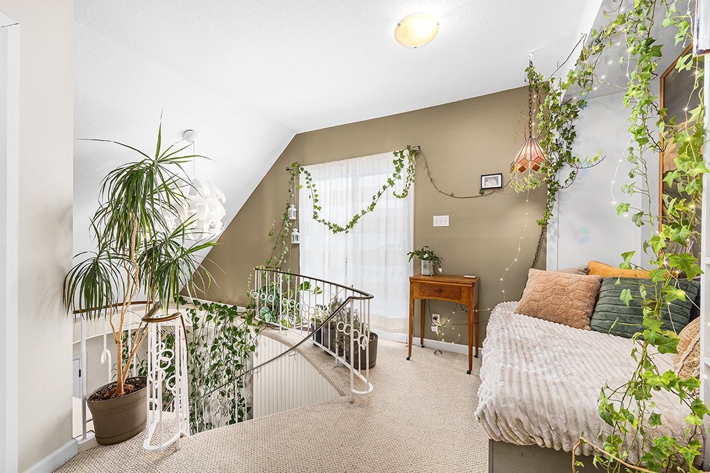 









56


Ch. Vanier

,
Gatineau (Aylmer),




QC
J9H1X6

