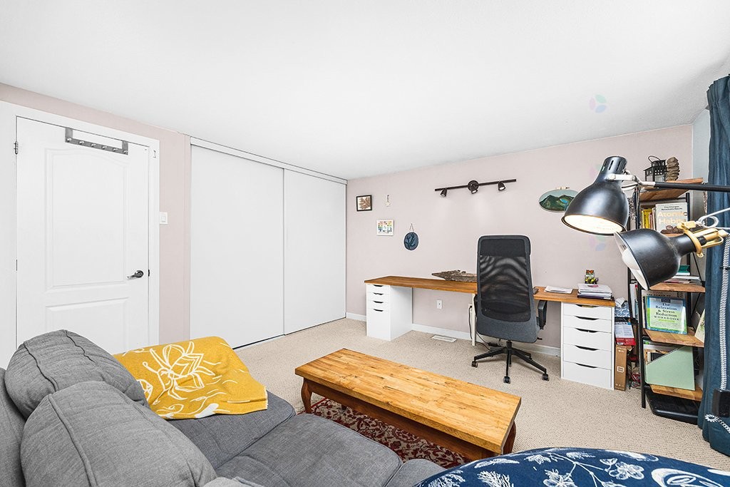 









56


Ch. Vanier

,
Gatineau (Aylmer),




QC
J9H1X6

