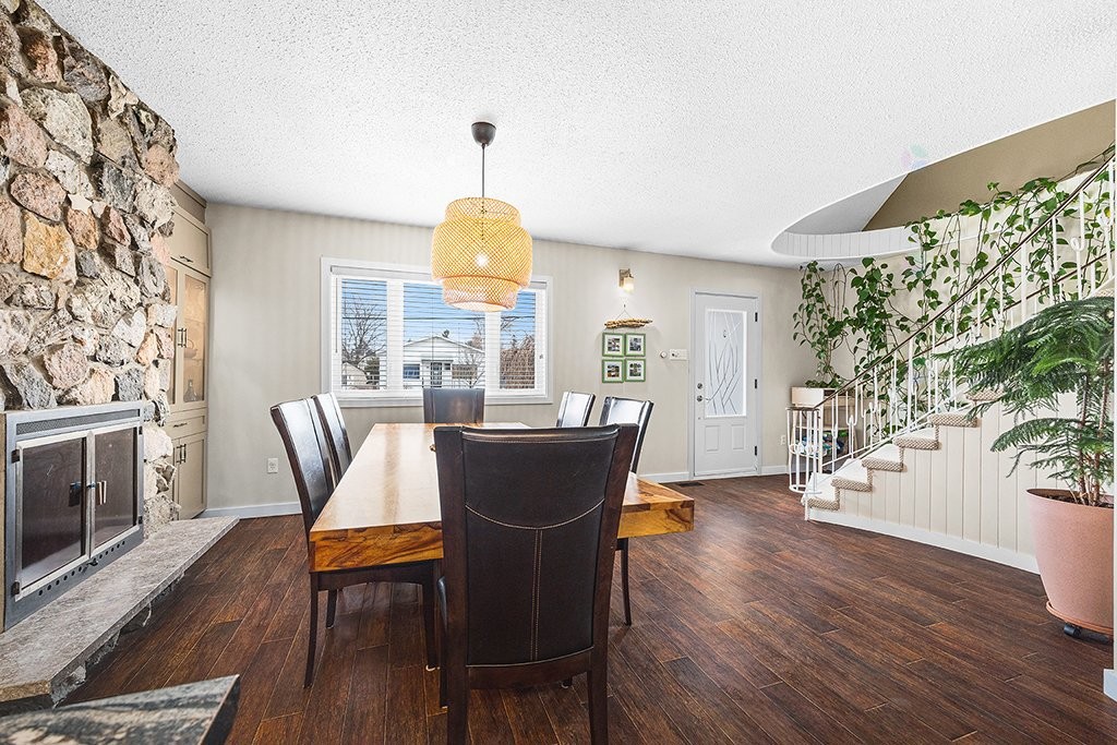 









56


Ch. Vanier

,
Gatineau (Aylmer),




QC
J9H1X6

