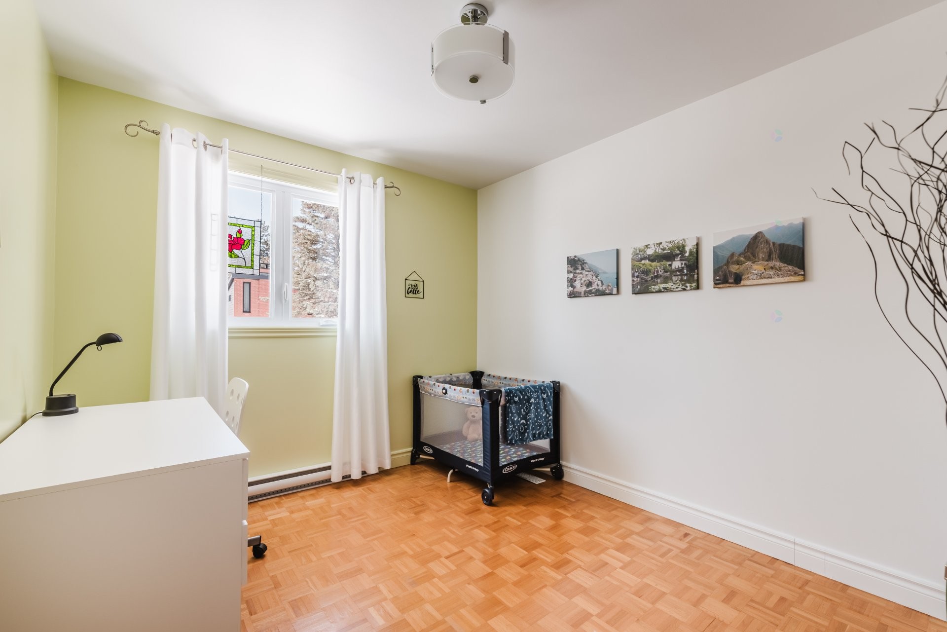 









1950


Rue Colbert

,
Saint-Bruno-de-Montarville,




QC
J3V4X9


