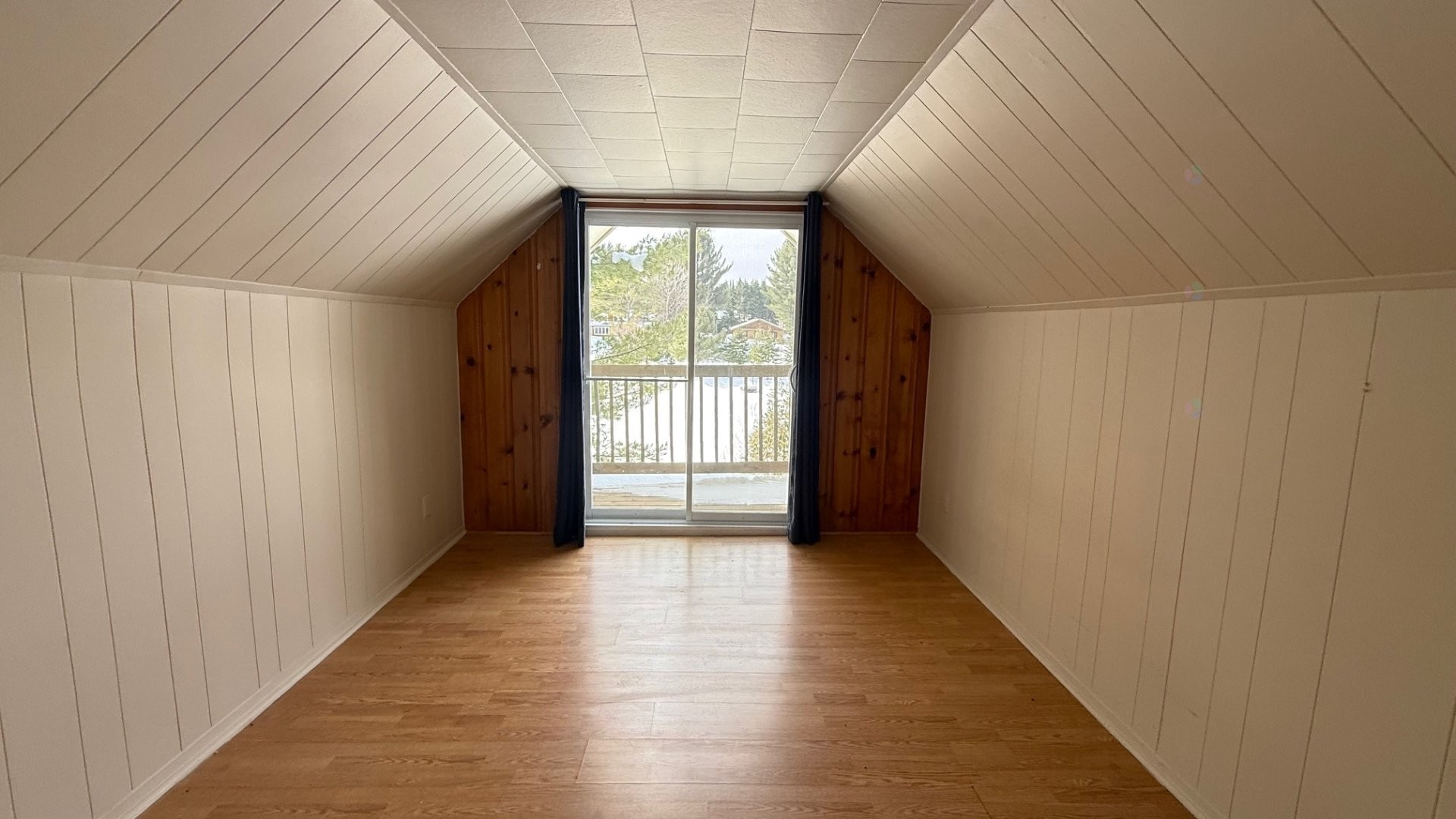 









40


1re rue Bastien

,
Saint-Alphonse-Rodriguez,




QC
J0K1W0

