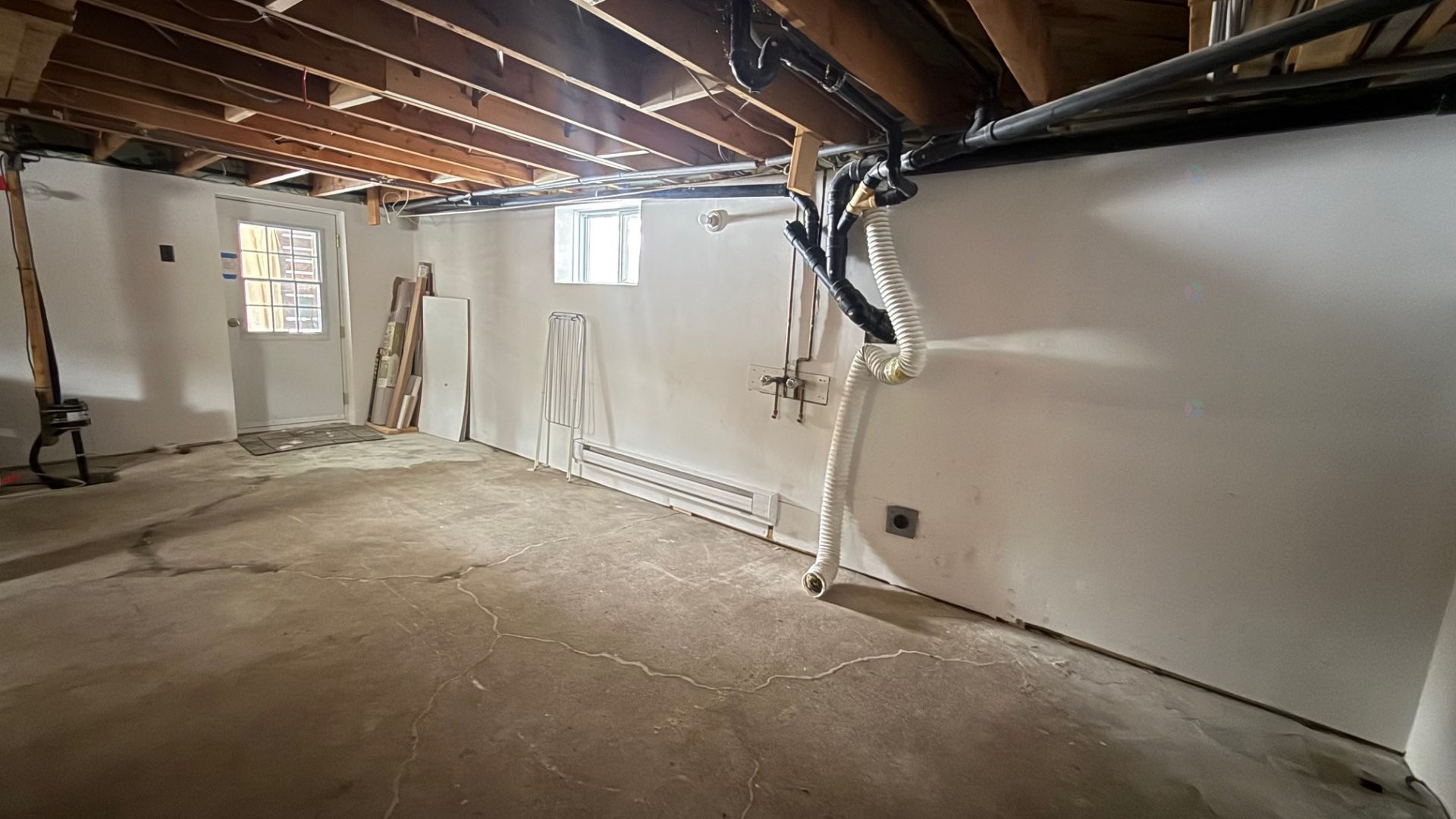 









40


1re rue Bastien

,
Saint-Alphonse-Rodriguez,




QC
J0K1W0

