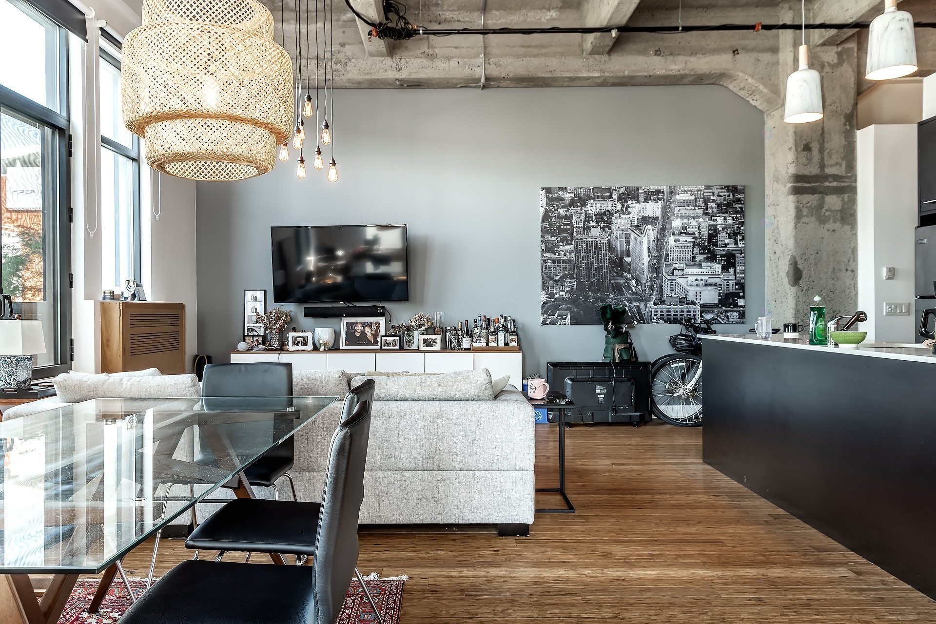 









3700


Rue St-Antoine O.

, 349,
Montréal (Le Sud-Ouest),




QC
H4C0B1

