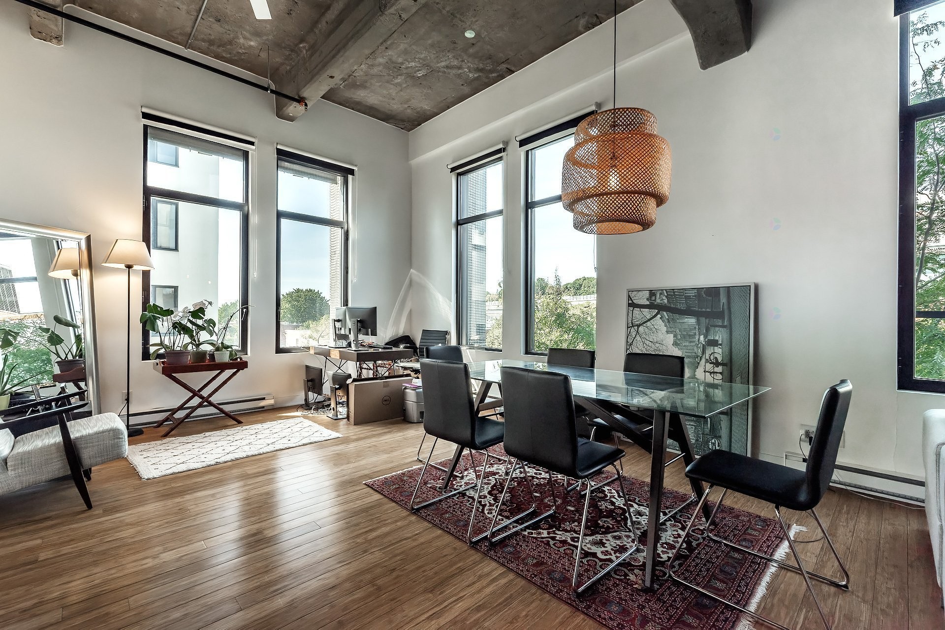 









3700


Rue St-Antoine O.

, 349,
Montréal (Le Sud-Ouest),




QC
H4C0B1

