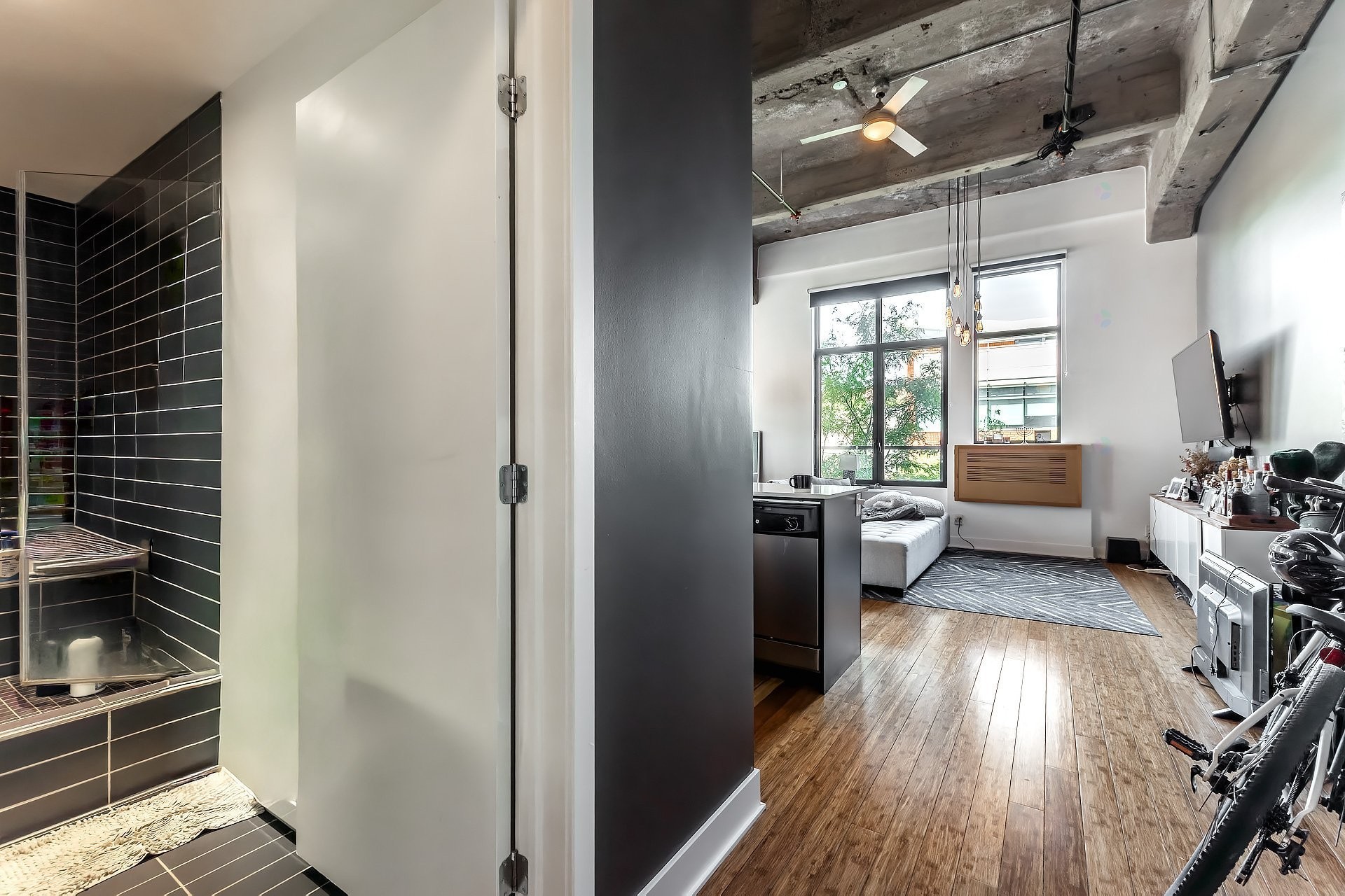 









3700


Rue St-Antoine O.

, 349,
Montréal (Le Sud-Ouest),




QC
H4C0B1

