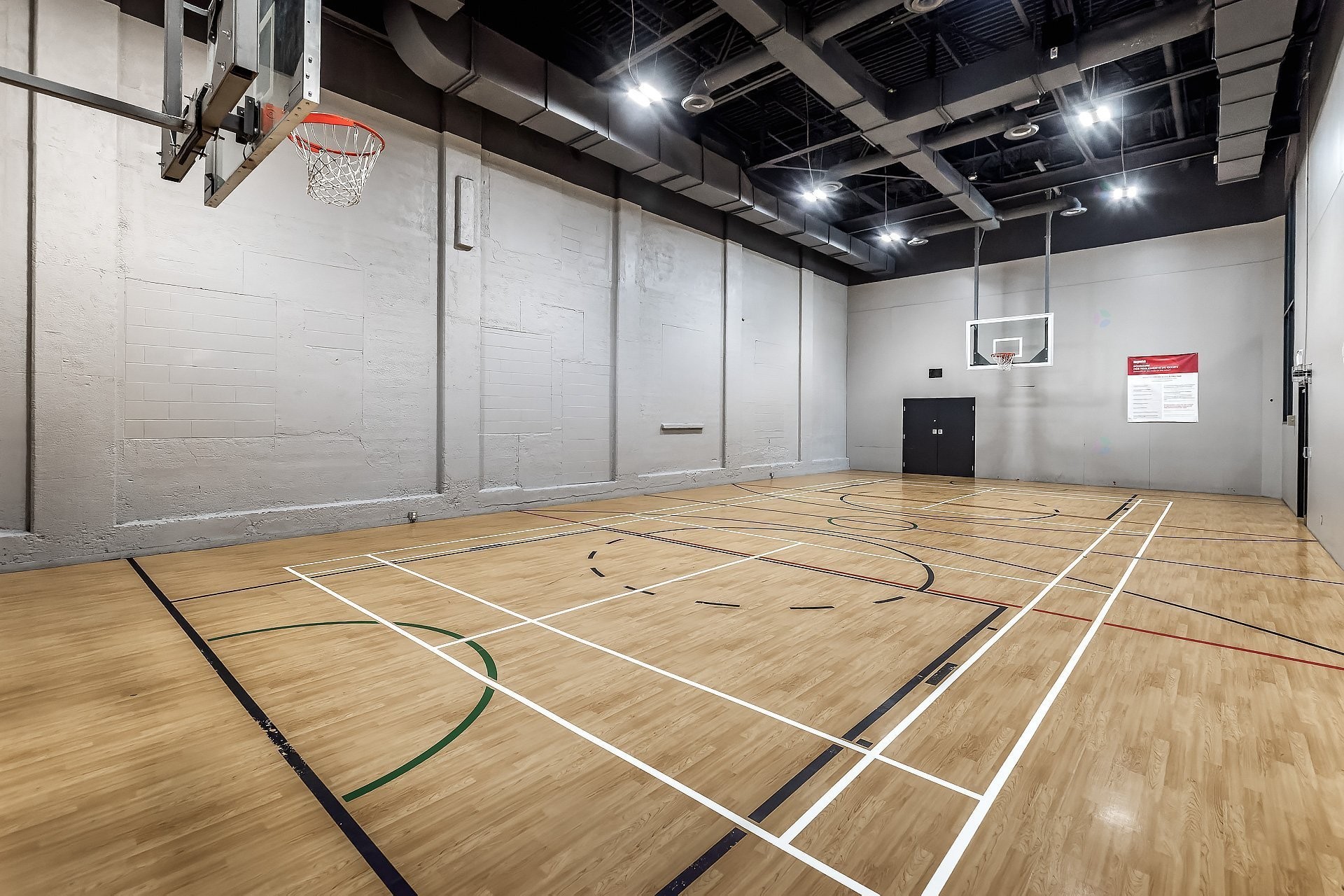 









3700


Rue St-Antoine O.

, 349,
Montréal (Le Sud-Ouest),




QC
H4C0B1

