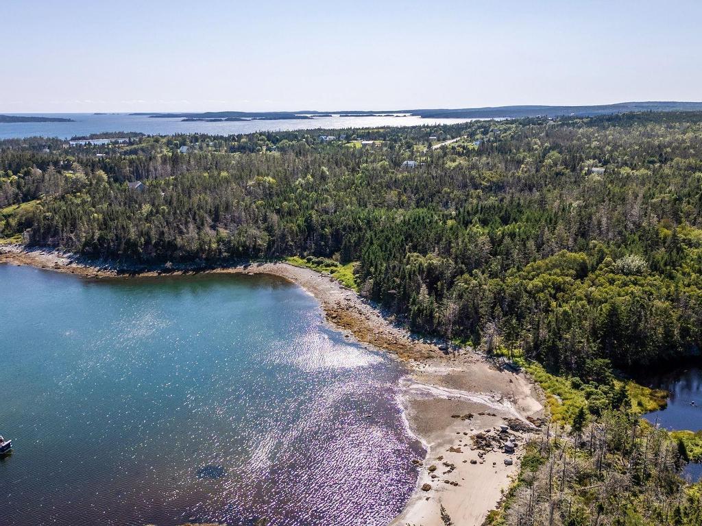 












ZM NO 7 Highway

,
Murphy Cove,







NS
B0J 3H0

