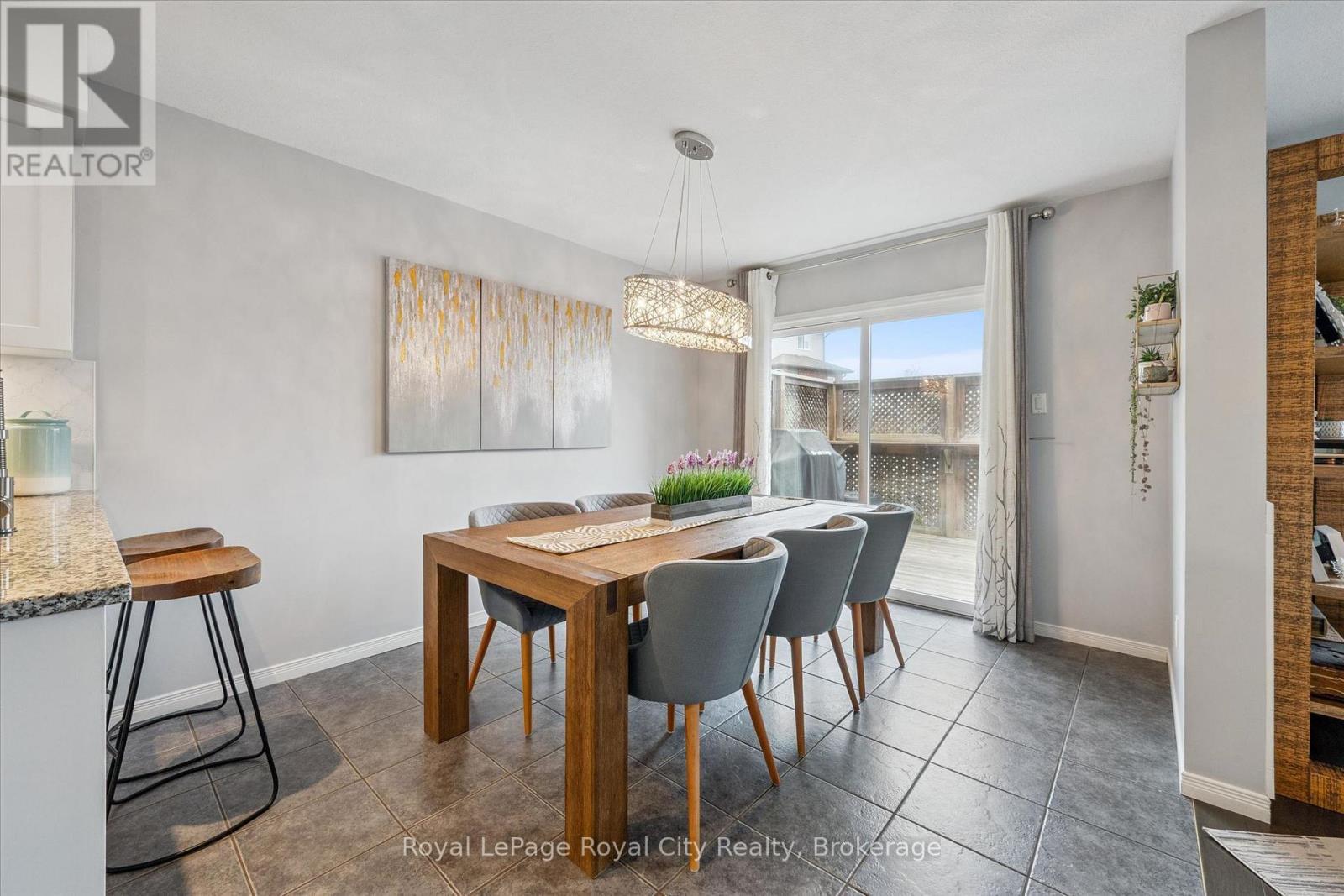 












11 VALLEYHAVEN LANE

,
Guelph (Grange Road),




Ontario
N1E0A3

