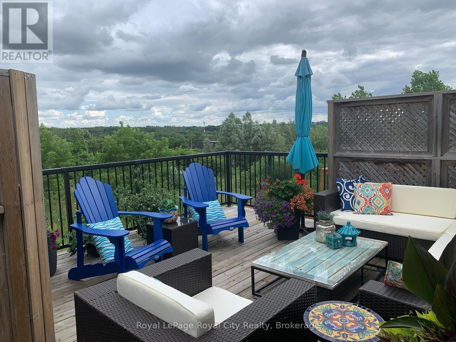 












11 VALLEYHAVEN LANE

,
Guelph (Grange Road),




Ontario
N1E0A3

