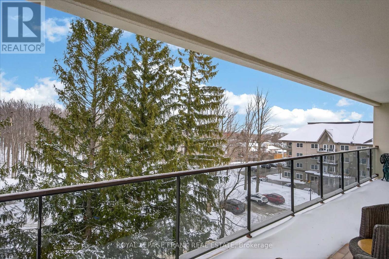 












502 - 1818 CHERRYHILL ROAD

,
Peterborough (Monaghan Ward 2),




Ontario
K9K1S6

