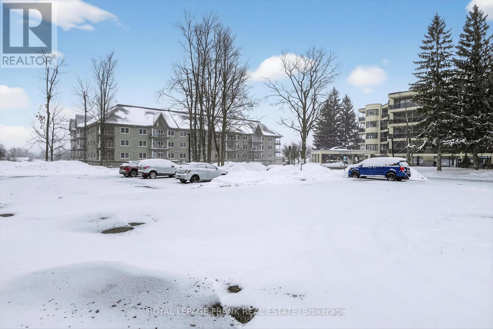 












502 - 1818 CHERRYHILL ROAD

,
Peterborough (Monaghan Ward 2),




Ontario
K9K1S6

