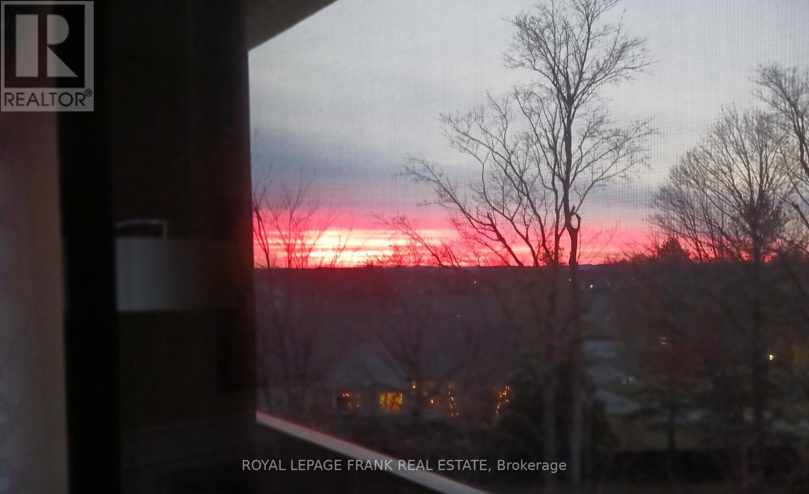 












502 - 1818 CHERRYHILL ROAD

,
Peterborough (Monaghan Ward 2),




Ontario
K9K1S6

