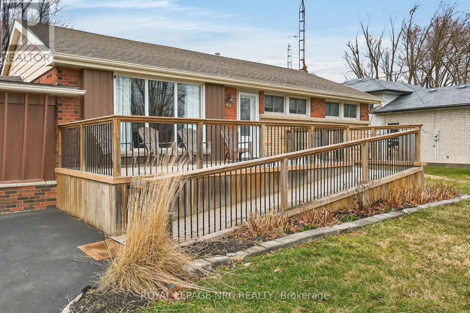 












48 ALMA STREET S

,
Haldimand,




Ontario
N0A1H0

