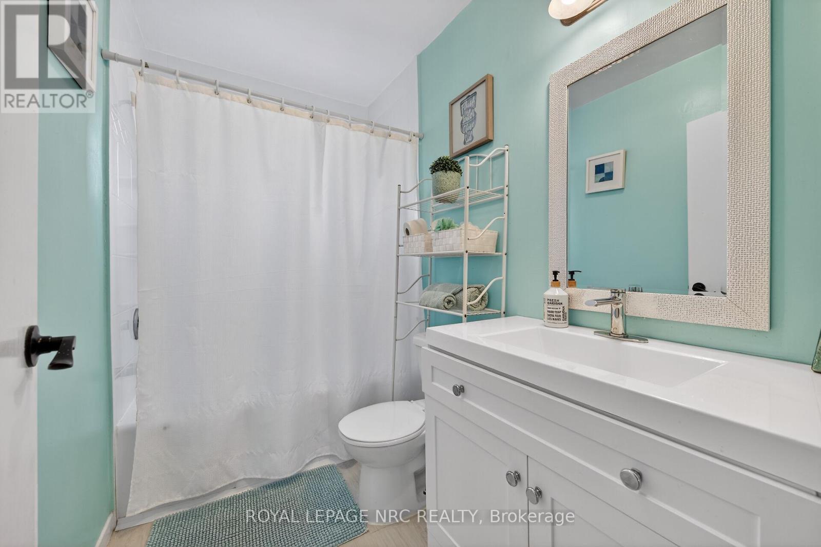 












48 ALMA STREET S

,
Haldimand,




Ontario
N0A1H0

