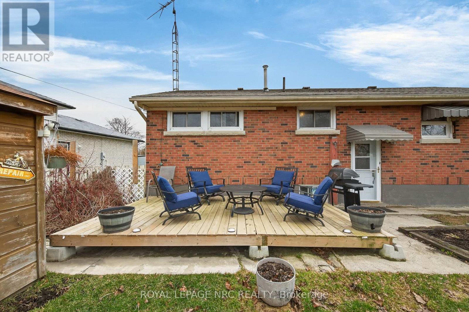 












48 ALMA STREET S

,
Haldimand,




Ontario
N0A1H0

