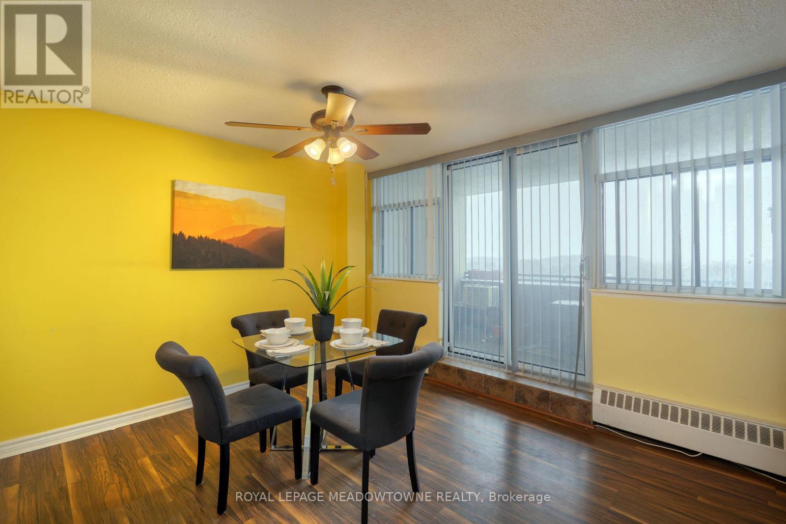 












#806 - 2301 DERRY ROAD W

,
Mississauga,




Ontario
L5N2R4

