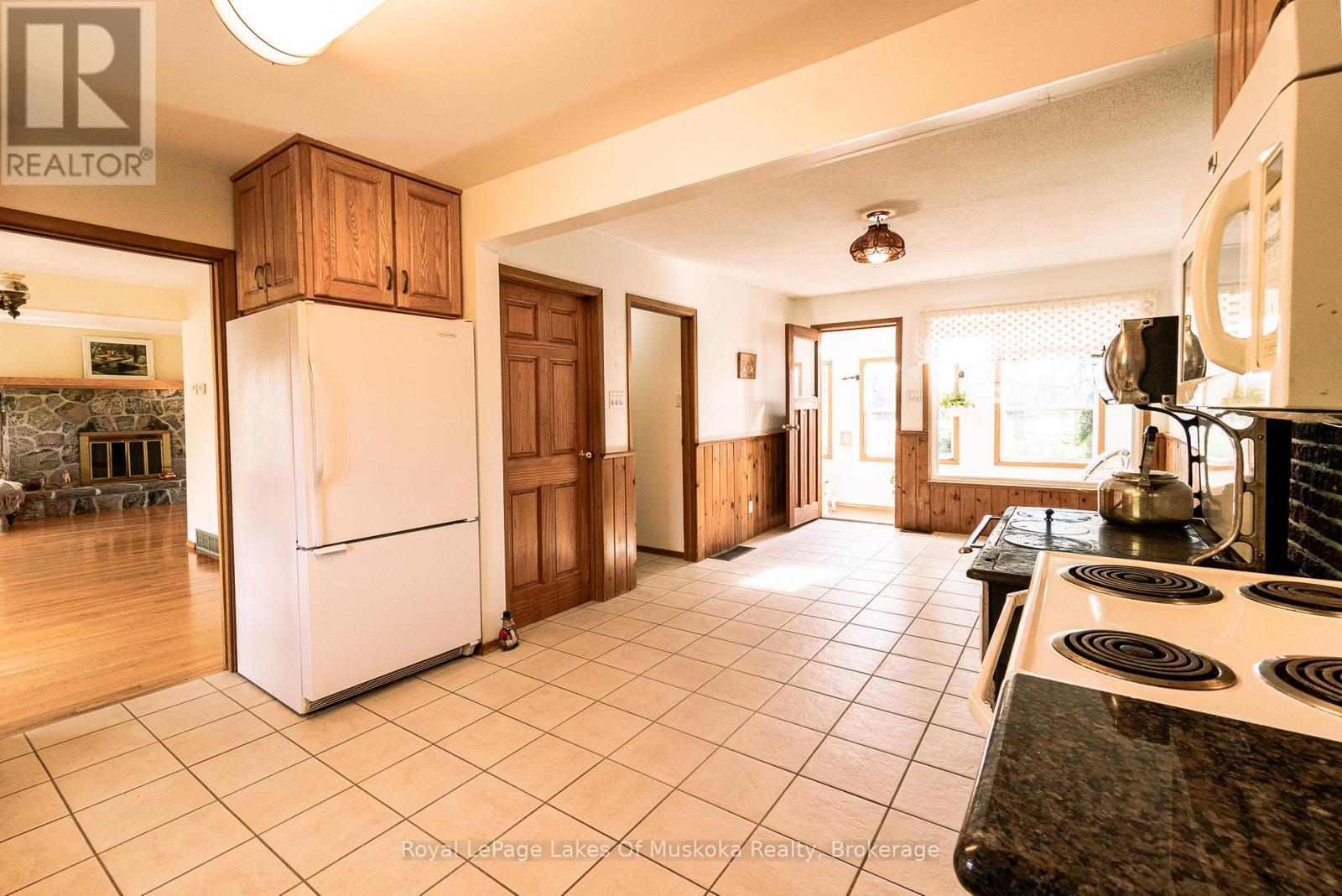 












96 520 HIGHWAY W

,
Burk's Falls,




Ontario
P0C1A0

