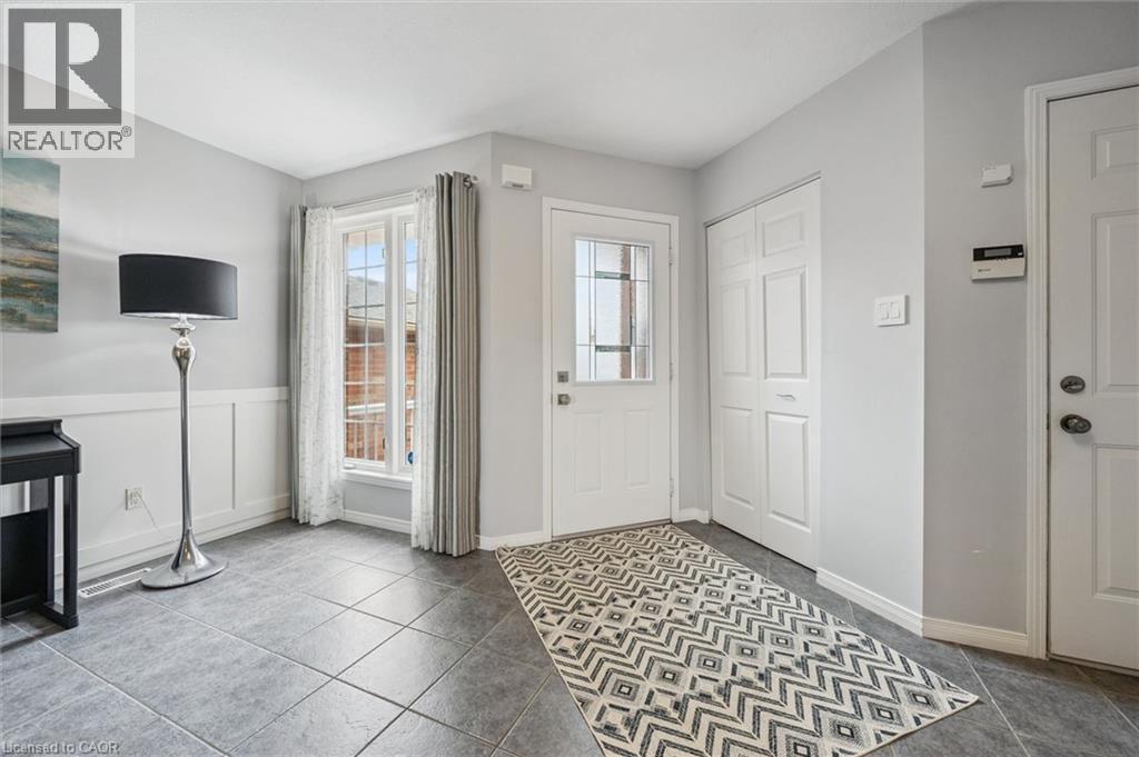 












11 VALLEYHAVEN Lane

,
Guelph,




Ontario
N1E0A3

