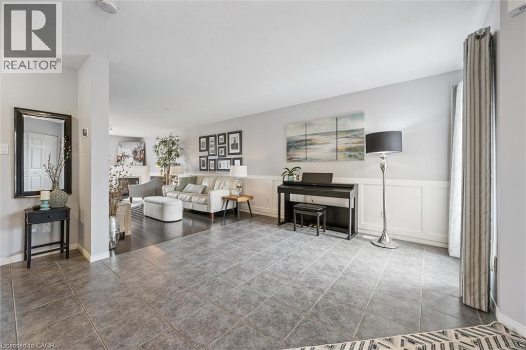 












11 VALLEYHAVEN Lane

,
Guelph,




Ontario
N1E0A3

