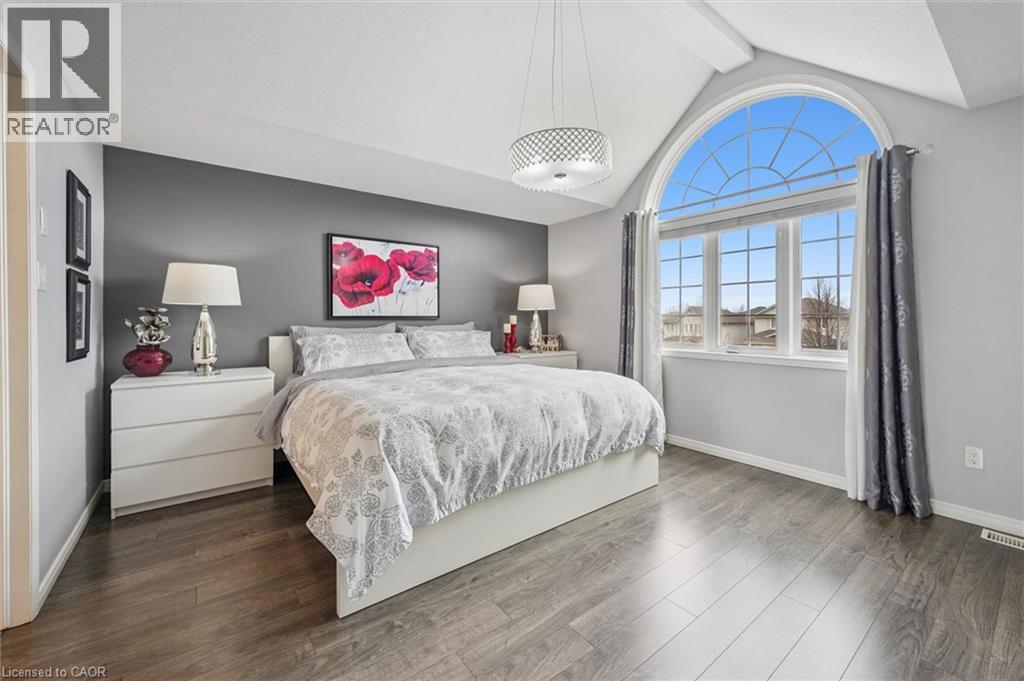 












11 VALLEYHAVEN Lane

,
Guelph,




Ontario
N1E0A3

