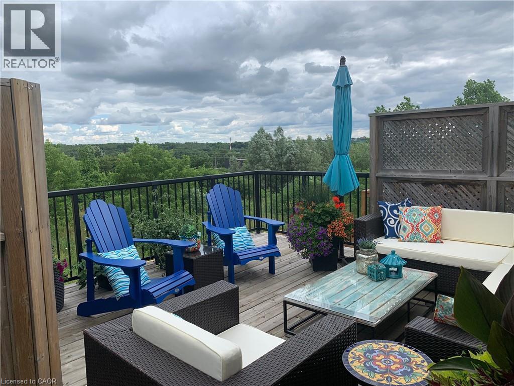 












11 VALLEYHAVEN Lane

,
Guelph,




Ontario
N1E0A3

