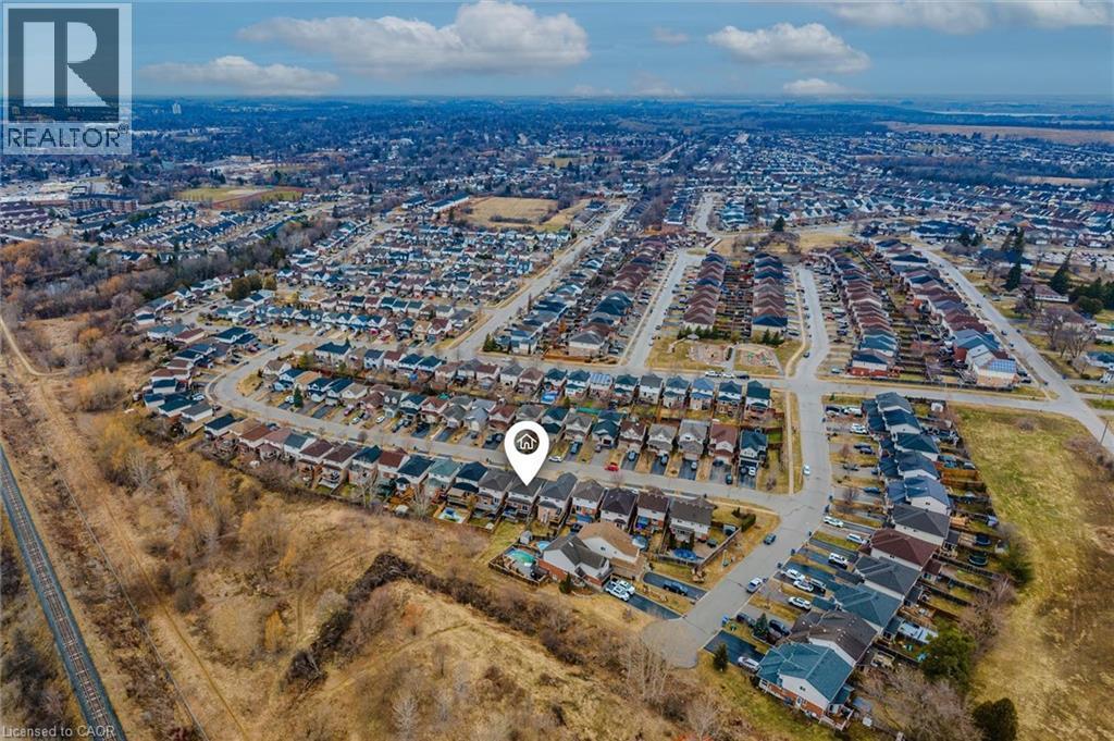 












11 VALLEYHAVEN Lane

,
Guelph,




Ontario
N1E0A3

